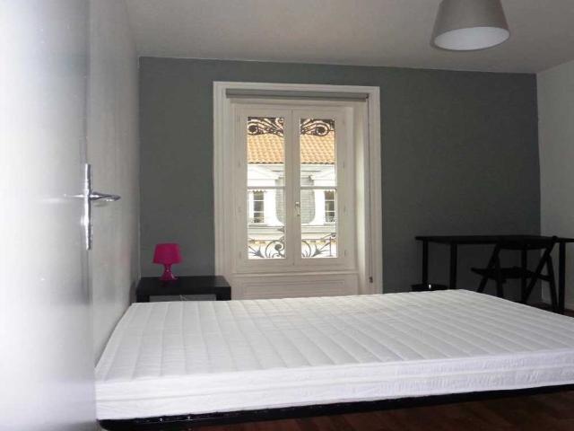Chambre à Hôtel de Ville Presqu'île, rue du Garet