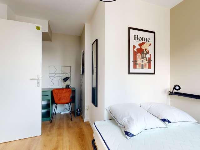 Chambre à louer à Bézons, Paris