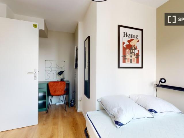 Chambre à louer à Bézons, Paris