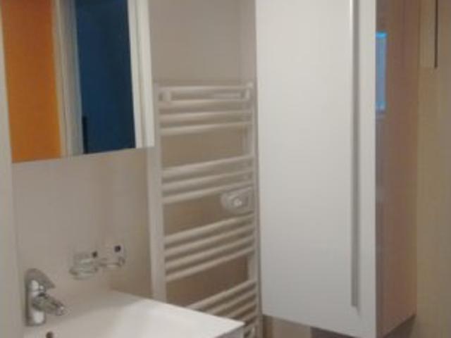 Chambre à louer à Croix, réservée aux femmes, appartement de 3 chambres