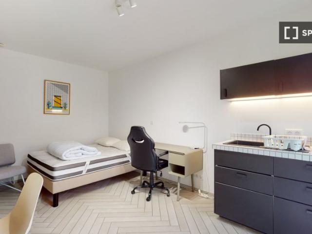 Chambre à louer à Fontainebleau, Paris