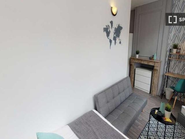 Chambre à louer à Moulins, Lille