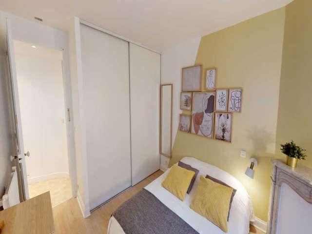 Chambre à louer à Saint Philippe du Roule, Paris