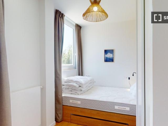Chambre à louer à Suresnes, Paris