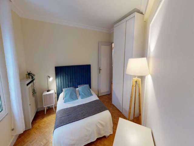 Chambre à louer dans un appartement de 4 chambres à Auteuil Sud, Paris