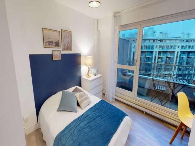 Chambre à louer dans un appartement de 4 chambres à Parc Nord, Paris