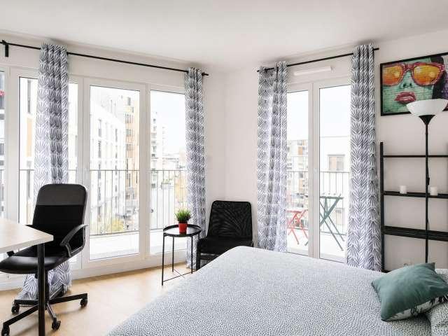 Chambre à louer dans un appartement de 4 chambres à Victor Hugo République, Paris