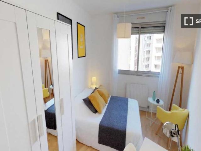 Chambre en colocation dans un appartement de 5 chambres à louer à Brotteaux, Lyon