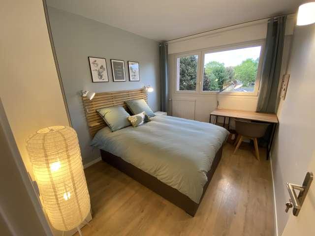 Chambre à louer dans un appartement de 5 chambres à Paris