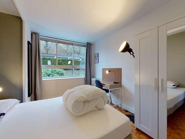 Chambre à louer dans un appartement partagé de 15 chambres, Palaiseau