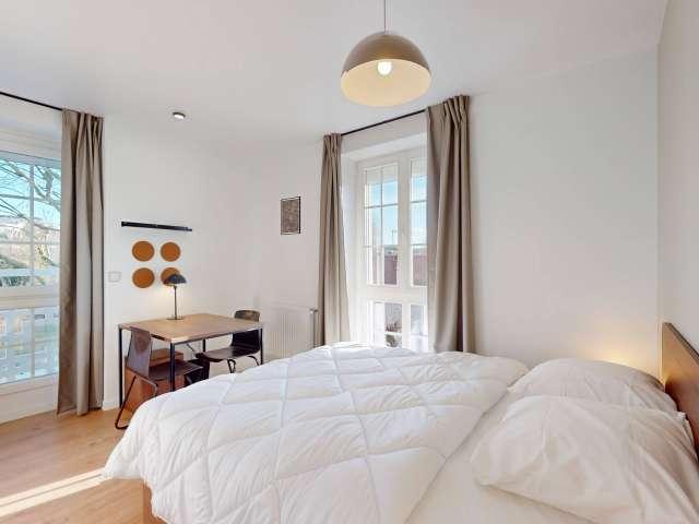 Chambre à louer dans un appartement partagé de 17 chambres à La Varenne