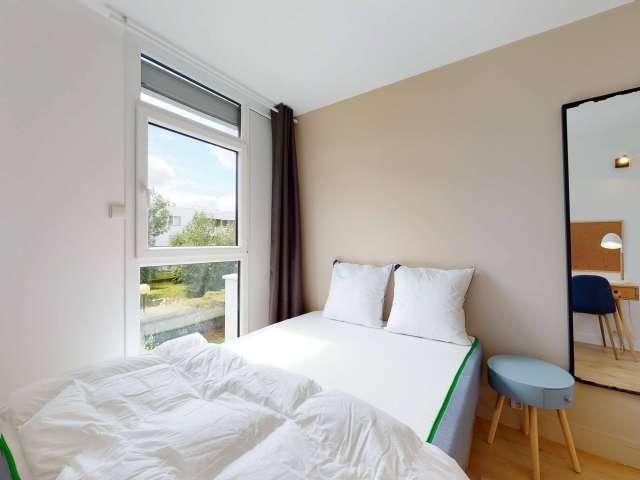 Chambre à louer dans un appartement partagé de 12 chambres à Guyancourt