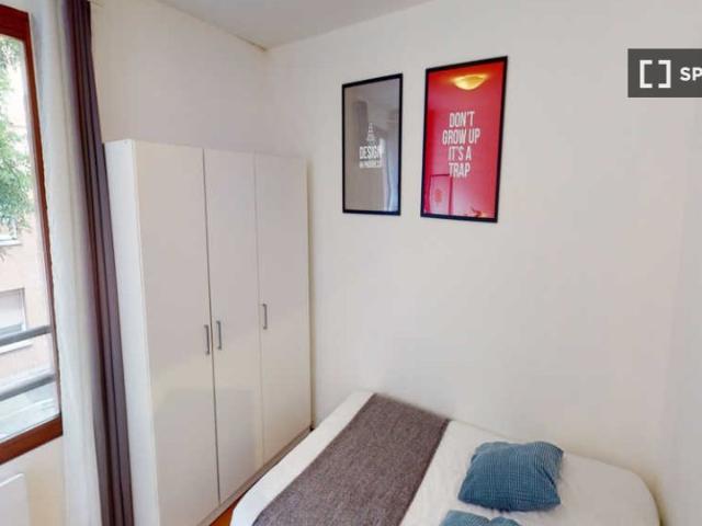 Chambre à louer dans un appartement partagé de 3 chambres à Wazemmes