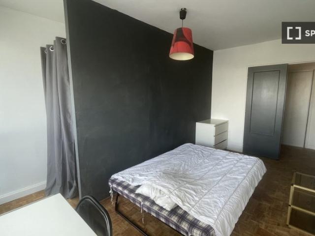 Chambre à louer dans un appartement partagé de 3 chambres à Cusset Bonnevay