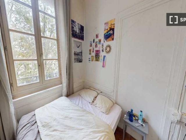 Chambre à louer dans un appartement partagé de 3 chambres à Lyon