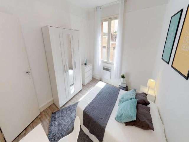 Chambre à louer dans un appartement partagé de 3 chambres, Toulouse