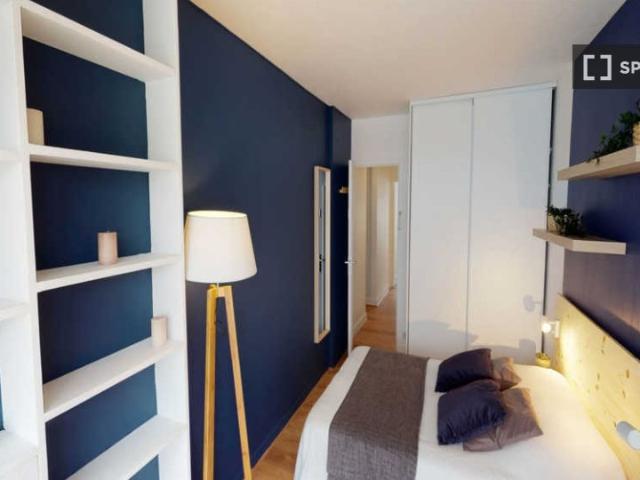 Chambre à louer dans un appartement partagé de 4 chambres à Danube, Paris
