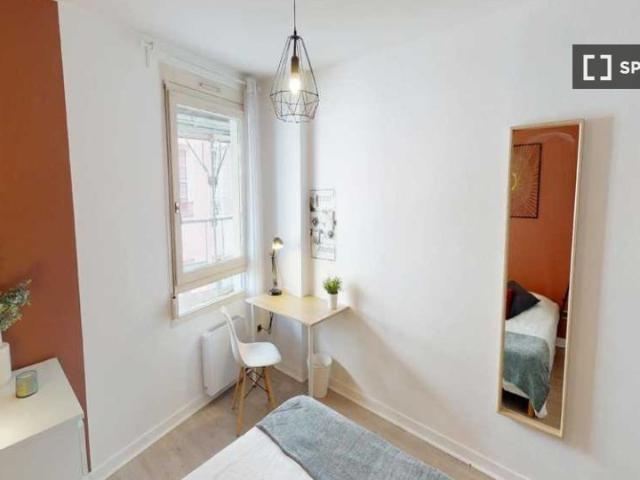 Chambre dans un appartement de 4 chambres, Guillotière, Lyon