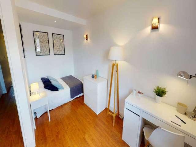 Chambre à louer dans un appartement partagé de 5 chambres à Toulouse