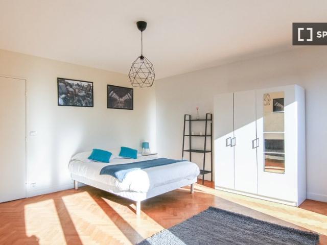 Chambre à louer dans un appartement partagé de 5 chambres, Plaine Gare