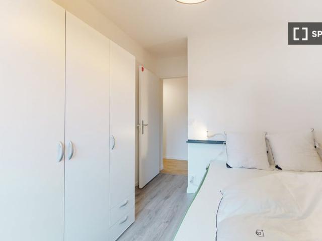 Chambre en colocation à louer à La Plaine, Paris