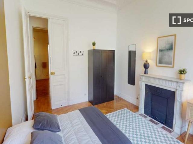 Chambre à louer dans un appartement partagé de 9 lits, Péreire Malesherbes