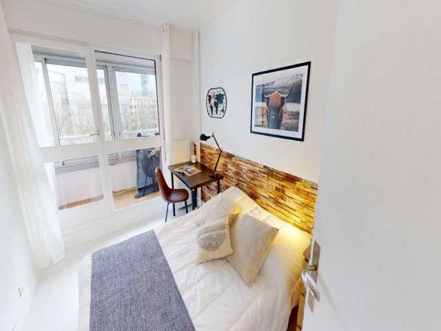 Chambre à louer dans une colocation de 4 chambres à Parc Nord
