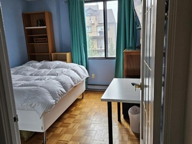 Chambre à Louer et Colocation 6900 Boulevard Gouin Est, Montréal Nord Montréal 5 photos | Logis Québec