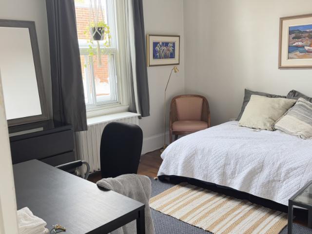 Chambre à Louer et Colocation 735, rue de l'Épée, Outremont Montréal 4 photos | Logis Québec