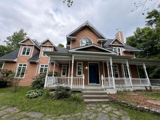 Chambre à Louer et Colocation 1104 rue des trilles, Prévost 10 photos | Logis Québec