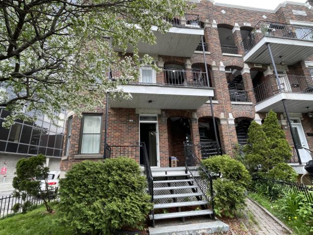 Chambre à Louer et Colocation 1871 SHERBROOKE EST, Le Plateau Mont Royal Montréal 11 photos | Logis Québec