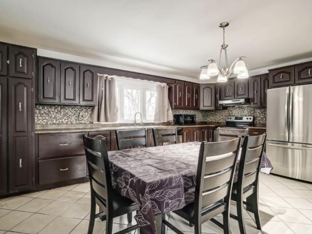 Chambre à Louer et Colocation 242, Garnier, Gatineau Gatineau 9 photos | Logis Québec