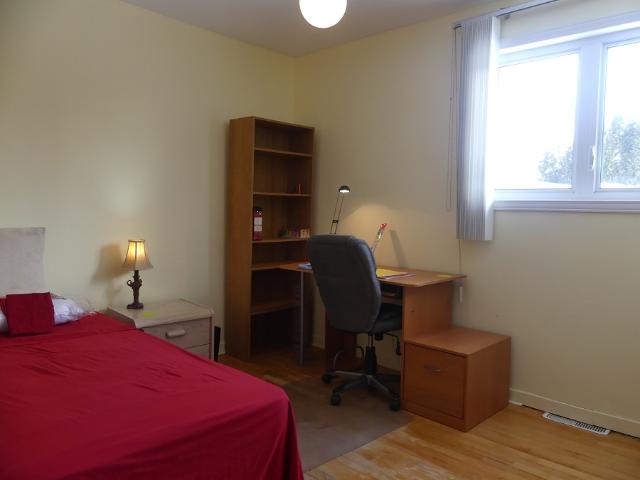 Chambre à Louer et Colocation 301 rue Letondal, Chicoutimi, Chicoutimi Saguenay 9 photos | Logis Québec