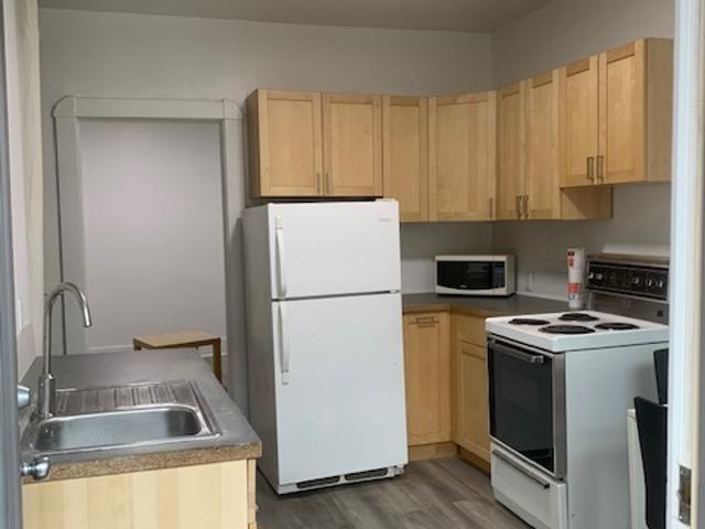 Chambre à Louer et Colocation 3328 ave Lacombe, Côte des Neiges/Notre Dame de Grâce Montréal 17 photos | Logis Québec