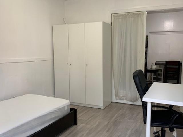 Chambre à Louer et Colocation 3338 Ave Lacombe, Côte des Neiges/Notre Dame de Grâce Montréal 14 photos | Logis Québec