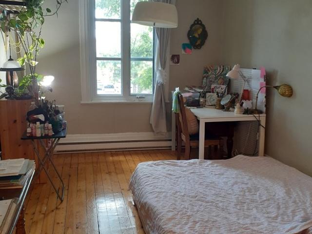Chambre à Louer et Colocation Boulevard Henri Bourassa ESt, Ahuntsic Cartierville Montréal 5 photos | Logis Québec