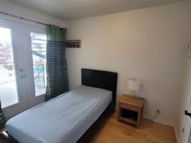 Chambre à Louer et Colocation eugenie tessier, Rivière des Prairies/Pointe aux Trembles Montréal 7 photos | Logis Québec