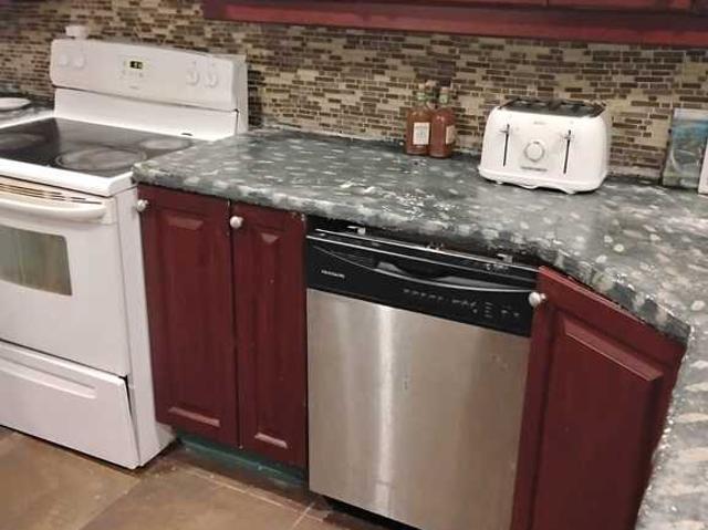 Chambre à Louer et Colocation RUE MELISANDRE, Saint François Laval 5 photos | Logis Québec