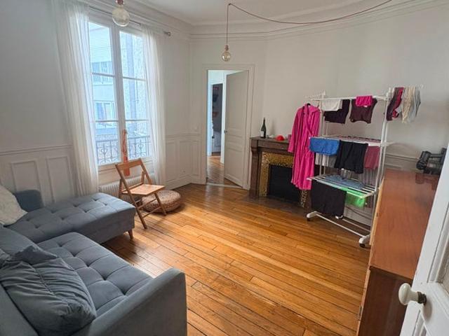 Chambre à louer mois d'août quartier Pyrénées