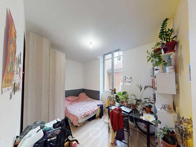 Chambre à Lyon Place Voltaire, Guillotière