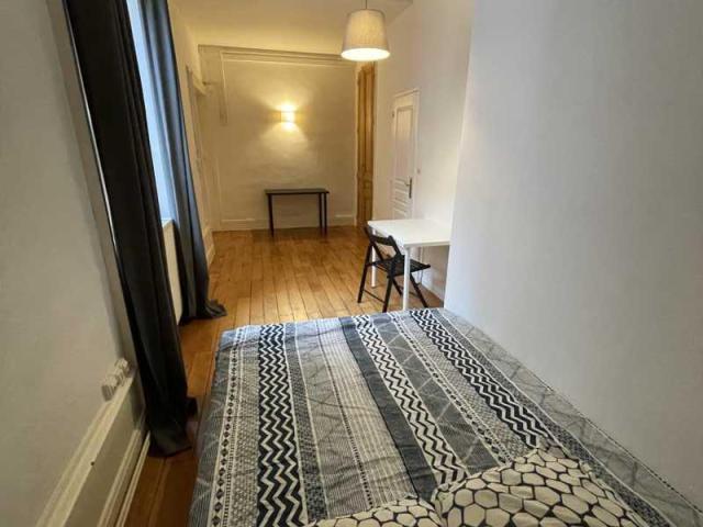 Chambre à Lyon Place Bellecour