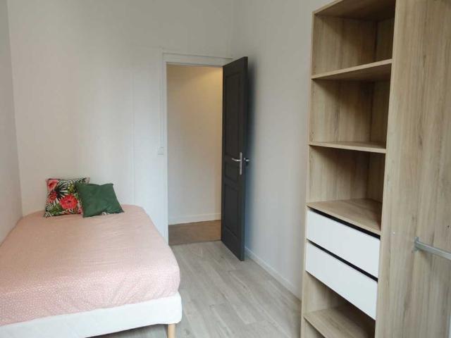 Chambre à Lyon Rue D'austerlitz