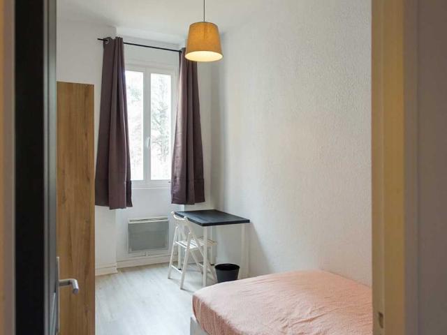 Chambre à Lyon Rue D'austerlitz