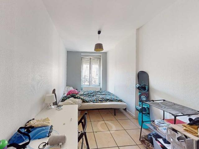 Chambre à Lyon Rue Saint Michel