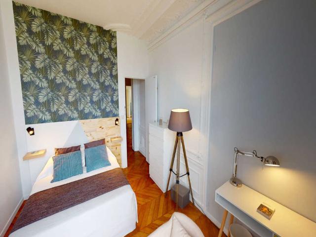 Chambre à Paris Boulevard Malesherbes, Monceau