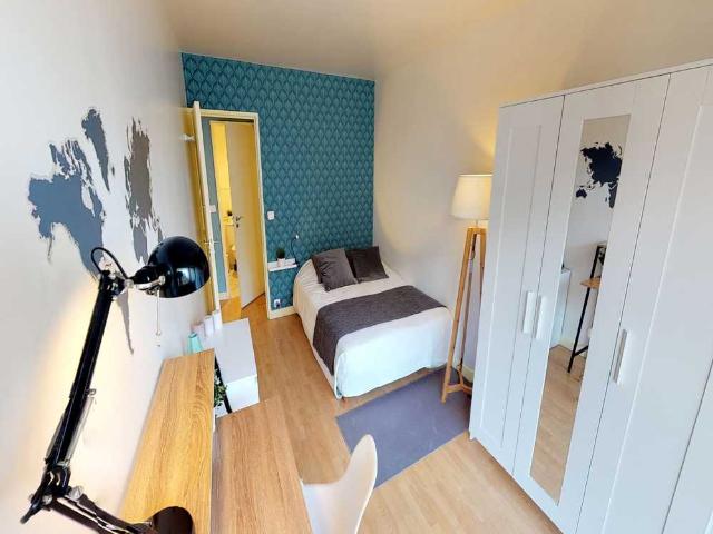 Chambre à Paris Impasse Barbier, Clichy