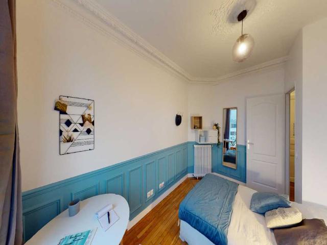 Chambre à Paris Rue Maurice Grandcoing
