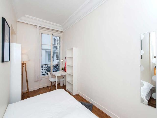 Chambre à Paris Rue Du Renard