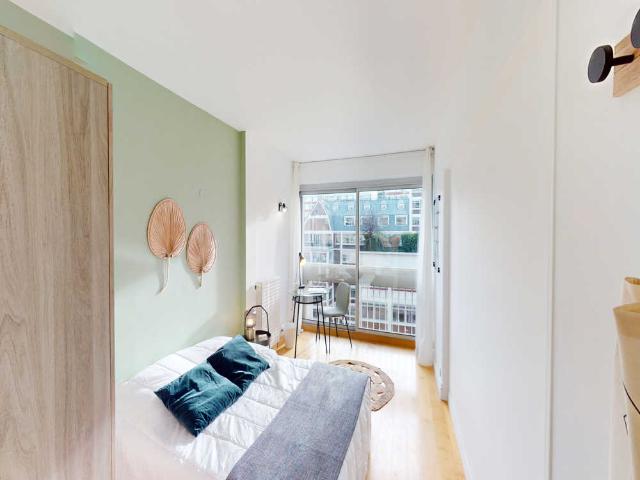 Chambre à Paris Rue d'Alsace