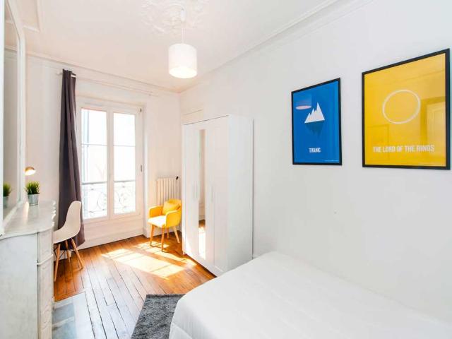 Chambre à Paris Rue de l'Aqueduc